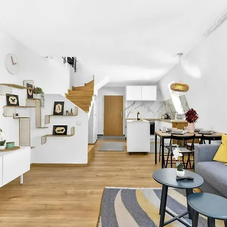 Old Town Duplex Apartment *