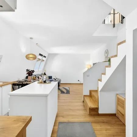 Apartment Old Town Duplex *